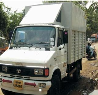 2 tonnes of beef seized in Pune | पुण्यातून 2 टन गोमांस जप्त