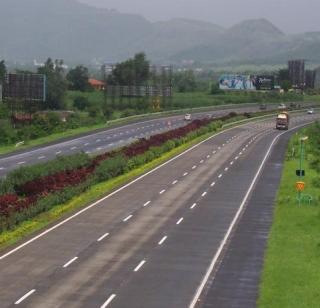 11 thousand 747 crores approved for the work of Mumbai-Goa highway | मुंबई- गोवा महामार्गाच्या कामासाठी 11 हजार 747 कोटी रुपये मंजूर