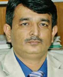 Jalakit Shivar Award for District Collector Kiran Gite | जिल्हाधिकारी किरण गित्ते यांना जलयुक्त शिवार पुरस्कार