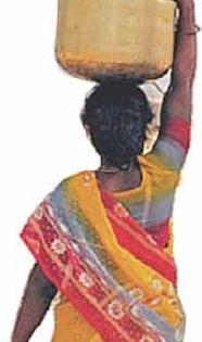 40 water supply schemes closed | ४० पाणी पुरवठा योजना बंद