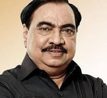 Khadse-Gulabrao's defamation claim begins | खडसे-गुलाबराव यांच्या बदनामीच्या दाव्यात मध्यस्थीसाठी सुरुवात