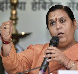 Even if life for Ayodhya, Ganges and Tricolor goes away - Uma Bharti | अयोध्या, गंगा आणि तिरंग्यासाठी जीव गेला तरी बेहत्तर - उमा भारती