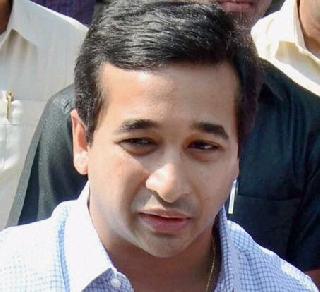 Shiv Sena should explain the role about Jaitapur: Nitesh Rane | शिवसेनेने जैतापूरविषयी भूमिका स्पष्ट करावी: नितेश राणे