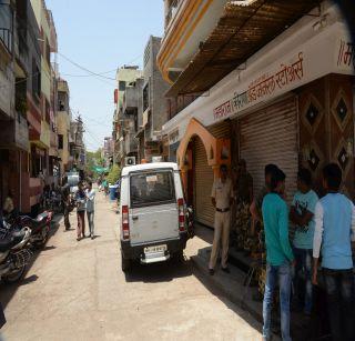 The youth stabbed and murdered in Jalgaon | जळगावात तरुणाची दगडाने ठेचून हत्या