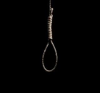 Engineer husband and Dr. Suicide with wife's girls, excitement in Navi Mumbai | इंजिनीअर पती आणि डॉ. पत्नीची मुलीसह आत्महत्या, नवी मुंबईत खळबळ
