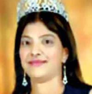 Sarika Shah received the Misses India award | सारिका शाह यांना ‘मिसेस इंडिया’ पुरस्कार