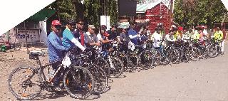 100-km distance between cyclist group's 100th Sunday, an extra-unique venture | १०० किमीचे अंतर कापून सायकलस्वार ग्रुपचा १०० व्या रविवारी आगळा-वेगळा उपक्रम