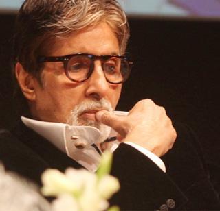 ... and Amitabh left the interview half! | ...आणि अमिताभ यांनी मुलाखत सोडली अर्ध्यावर!