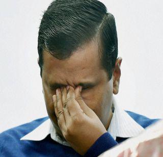 After the defeat of the Delhi Municipal Elections, the resignation session in "AAP" | दिल्ली मनपा निवडणुकीतील पराभवानंतर "आप"मध्ये राजीनामा सत्र