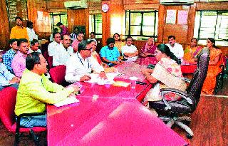 Water Complaint from Mayor's Area | महापौरांच्या भागातून पाण्याच्या तक्रारी Water Complaint from Mayor's Area | महापौरांच्या भागातून पाण्याच्या तक्रारी