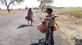 Closed water supply scheme; Well the well! | पाणी पुरवठा योजना बंद; विहिरीही आटल्या!