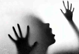 Wife poisoned for money in dowry | हुंड्यातील पैशासाठी विवाहितेस विष पाजले! Wife poisoned for money in dowry | हुंड्यातील पैशासाठी विवाहितेस विष पाजले!