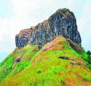 Gadkot in the district, the last element counting forts | जिल्ह्यातील गडकोट, किल्ले मोजताहेत अखेरच्या घटका