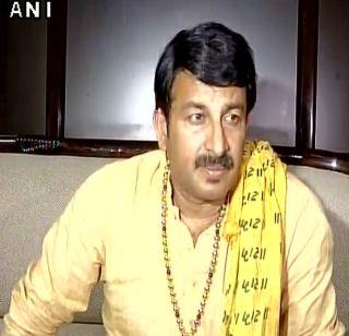 Delhi BJP president Manoj Tiwari's house attacked | दिल्ली भाजपाध्यक्ष मनोज तिवारींच्या घरावर हल्ला 