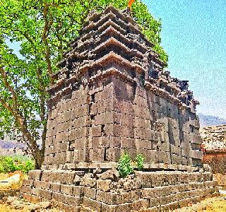 On the way to the extinction of caves twelve hundred years back | बाराशे वर्षांपूर्वीच्या लेण्या नामशेष होण्याच्या मार्गावर