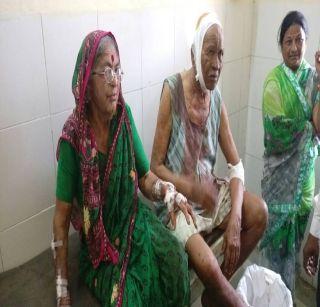 Striking .. For the two thousand, the aged assaulted the elderly couple | धक्कादायक..दोन हजारांसाठी दरोडेखोरांकडून वृद्ध दाम्पत्याला मारहाण