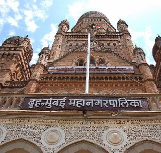 So, the cleanliness test is going on in Mumbai. | म्हणून स्वच्छतेच्या परीक्षेत मुंबईची पीछेहाट.. So, the cleanliness test is going on in Mumbai. | म्हणून स्वच्छतेच्या परीक्षेत मुंबईची पीछेहाट..