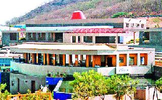 Half of Phalke memorial yield came | फाळके स्मारकाचे उत्पन्न आले निम्म्यावर Half of Phalke memorial yield came | फाळके स्मारकाचे उत्पन्न आले निम्म्यावर