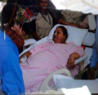 Eman Ahmed discharged from Saifee Hospital | इमान अहमदला सैफी रुग्णालयातून डिस्चार्ज Eman Ahmed discharged from Saifee Hospital | इमान अहमदला सैफी रुग्णालयातून डिस्चार्ज