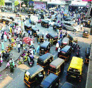 Suspend rickshaw license | रिक्षा परवान्यांना स्थगिती द्या Suspend rickshaw license | रिक्षा परवान्यांना स्थगिती द्या
