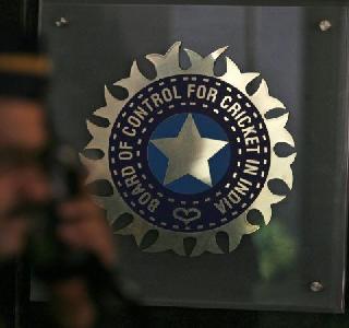 BCCI crashes out of Champions Trophy | चॅम्पियन्स ट्रॉफीतून माघारीवर बीसीसीआयमध्ये दुफळी