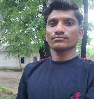 Three dead in a road accident in Shyamgaon Ghat | श्यामगाव घाटातील भीषण अपघातात तिघे ठार