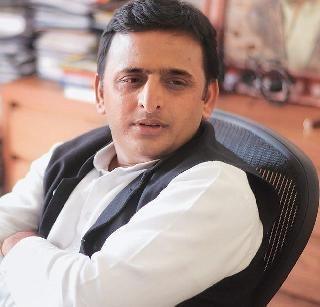 Nobody is martyred in Gujarat? Akhilesh Yadav's unique question | गुजरातमधला कुणीच का शहीद होत नाही? अखिलेश यादव यांचा अजब सवाल