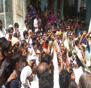 Opposition to liquor shops, women's front at Bodwad Nagar Panchayat | दारु दुकानांना विरोध, बोदवड नगरपंचायतीवर महिलांचा मोर्चा