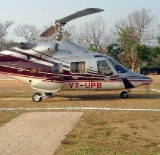 Chhattisgarh Chief Minister's helicopter broke into naxal-affected areas | नक्षलग्रस्त भागात बिघडले मुख्यमंत्र्यांचे हेलिकॉप्टर