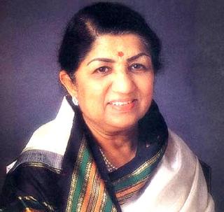 Laughter of classical music seems sad - Lata Mangeshkar | शास्त्रीय संगीत तुटल्याचे दु:ख वाटते - लता मंगेशकर