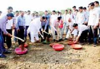 The slurry bounty plans will be boasted | गाळ उपसा योजना ठरणार वरदान