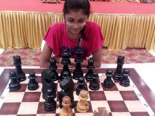 Dhanashree Rathi Ajinkya of Nashik in the state level Chess Championship | राज्यस्तरीय बुध्दीबळ स्पर्धेत नाशिकची धनश्री राठी अजिंक्य