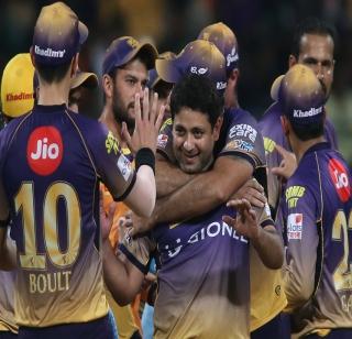 IPL 10 - Kolkata won by seven wickets, defending champions from the tournament | IPL 10 - कोलकाता सात गडी राखून विजयी, गतविजेते स्पर्धेतून बाहेर