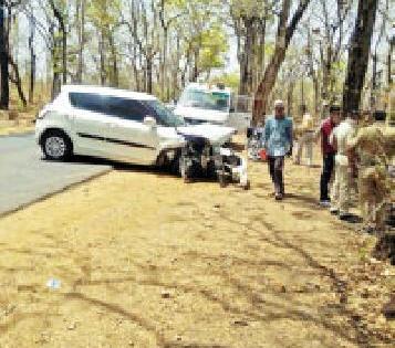 Car trunk: | कारचा चेंदमेंदा: