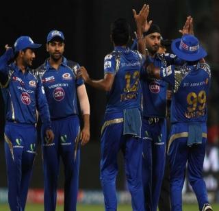 IPL 10 - Mumbai fourth in the final | IPL 10 - मुंबई चौथ्यांदा अंतिम फेरीत IPL 10 - Mumbai fourth in the final | IPL 10 - मुंबई चौथ्यांदा अंतिम फेरीत