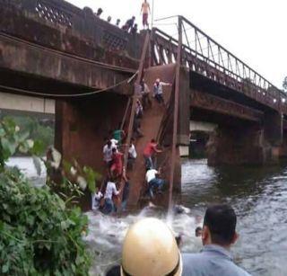 Two victims in a pool accident in Goa | गोव्यातील पूल दुर्घटनेत दोन बळी