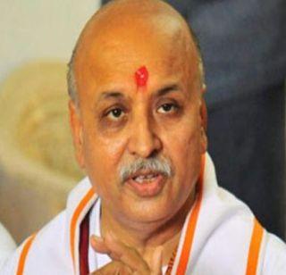 Do what you think, give immediate relief to farmers - Pravin Togadia | चिंतन काय करता, शेतक-यांना तत्काळ कर्जमाफी द्या- प्रवीण तोगडिया