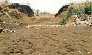 10 million sanctioned for pond repair | तलाव दुरुस्तीला १० लाख मंजूर 10 million sanctioned for pond repair | तलाव दुरुस्तीला १० लाख मंजूर