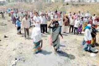 Beautification of the crematorium area | रोहयोतून स्मशानभूमी परिसराचे सुशोभीकरण Beautification of the crematorium area | रोहयोतून स्मशानभूमी परिसराचे सुशोभीकरण
