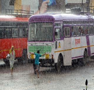 Heavy rain in humid rain | भुसावळात वळवाच्या पावसाची दमदार हजेरी