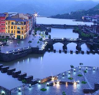 Government control now on 'Lavasa' | ‘लवासा’वर आता शासनाचे नियंत्रण