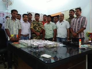 1 crore 1 lakh seized from Tenduweet Contractors | तेंदूपत्ता कंत्राटदारांकडून आणखी १ कोटी १ लाख जप्त