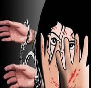 A 7-year-old girl raped for teaching her mother | आईला धडा शिकविण्यासाठी 7 वर्षाच्या मुलीवर बलात्कार