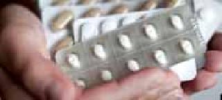 Sale of sleeping pills | झोपेच्या गोळ्यांची अवैधरीत्या विक्री Sale of sleeping pills | झोपेच्या गोळ्यांची अवैधरीत्या विक्री