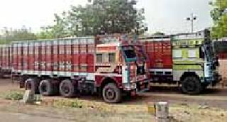 Kanhana seized six trucks carrying illegal transport of sand | कन्हान रेतीची अवैध वाहतूक करणारे सहा ट्रक पकडले