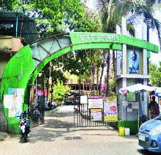 Borivali butterfly garden drought | बोरीवलीतील फुलपाखरू उद्यानाची दुरवस्था