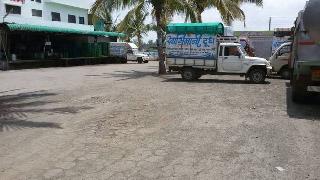 In Udgaon, 70,000 liters milk of Swabhimani is closed | उदगांवमध्ये स्वाभिमानीचे ७० हजार लिटर दूध संकलन बंद