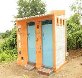 With no toilet, Sarpanch's membership canceled | शौचालय नसल्याने सरपंचाचे सदस्यत्व रद्द