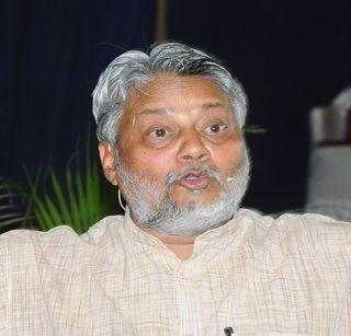 Hydroelectric shire campaign should be contract-free and organic farming- Jalaratjan Rajendra Singh | जलयुक्त शिवार अभियान ठेकेदारमुक्त व सेंद्रीय शेतीयुक्त असावे- जलतज्ज्ञ राजेंद्रसिंह