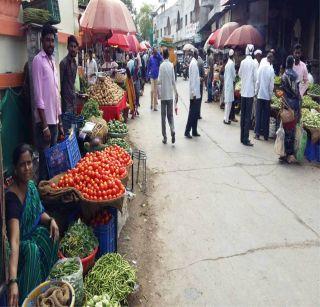 Amalner, Chopda, the market is smooth | अमळनेर, चोपडय़ात बाजार सुरळीत